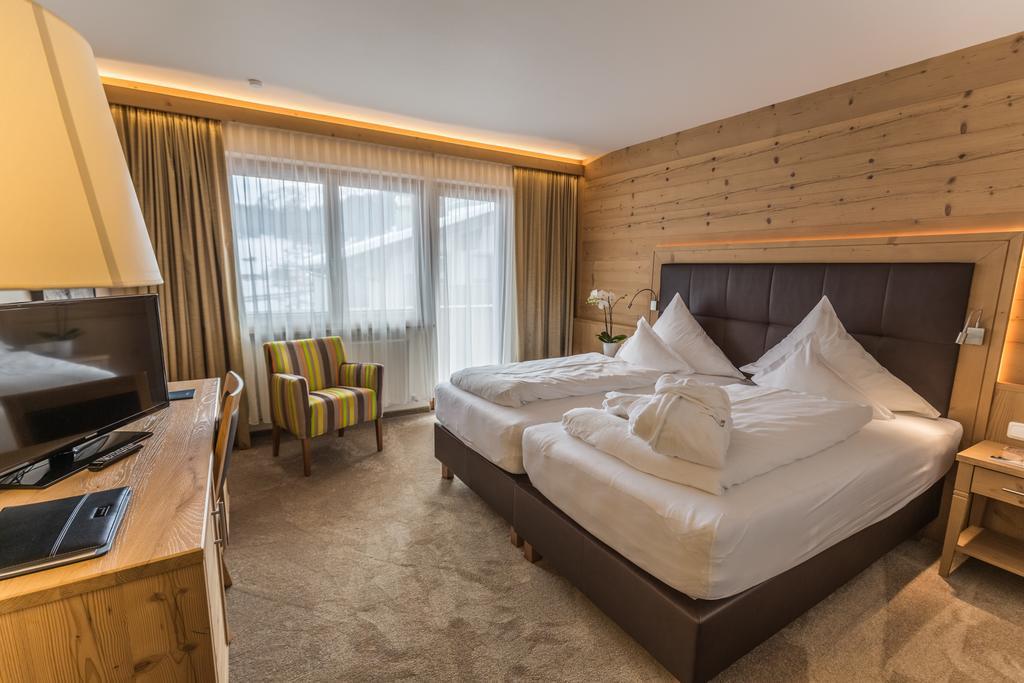 Hotel Plattenhof Lech Extérieur photo
